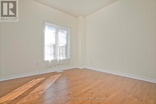 1864 Irish Moss Square, Pickering, ON - Indoor Photo Showing Other Room