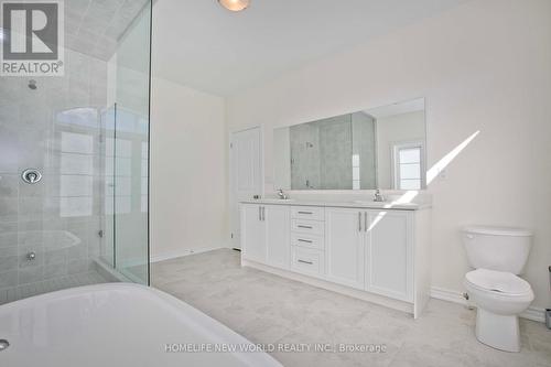 1864 Irish Moss Square, Pickering, ON - Indoor Photo Showing Bathroom