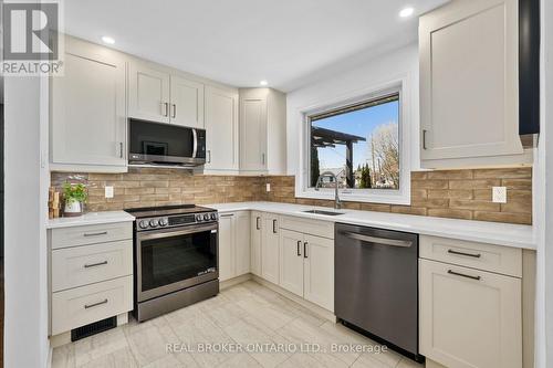 121 Goodfellow Road E, Peterborough, ON - Indoor Photo Showing Kitchen