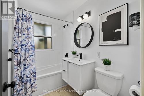 121 Goodfellow Road E, Peterborough, ON - Indoor Photo Showing Bathroom