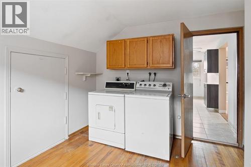 1361 Albert, Windsor, ON - Indoor Photo Showing Laundry Room