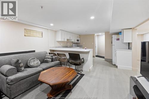 1361 Albert, Windsor, ON - Indoor