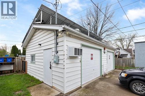 1361 Albert, Windsor, ON - Outdoor