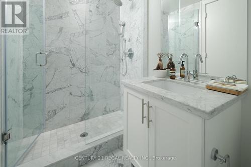 1014 - 29 Queens Quay E, Toronto, ON - Indoor Photo Showing Bathroom
