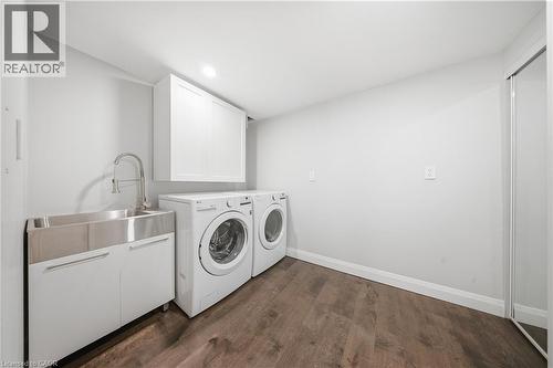 669 Geneva Park Drive, Burlington, ON - Indoor Photo Showing Laundry Room