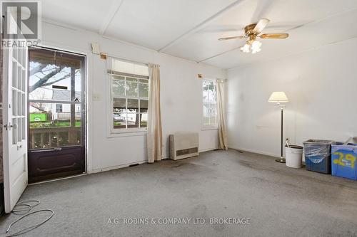 29 Mcnaughton Road, Welland (Lincoln/Crowland), ON - Indoor Photo Showing Other Room