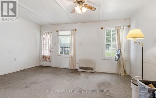 29 Mcnaughton Road, Welland (Lincoln/Crowland), ON - Indoor Photo Showing Other Room