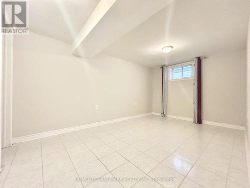 323 Elmwood Avenue, Richmond Hill, ON - Indoor Photo Showing Other Room