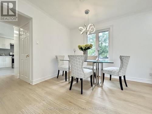 323 Elmwood Avenue, Richmond Hill, ON - Indoor Photo Showing Dining Room