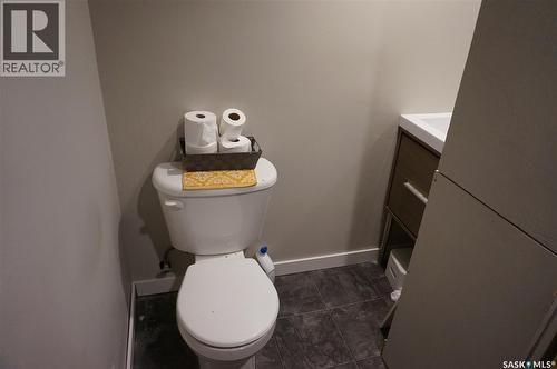 91 Plant Crescent, Regina, SK - Indoor Photo Showing Bathroom