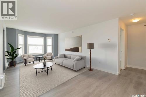 307A 415 Hunter Road, Saskatoon, SK - Indoor Photo Showing Living Room