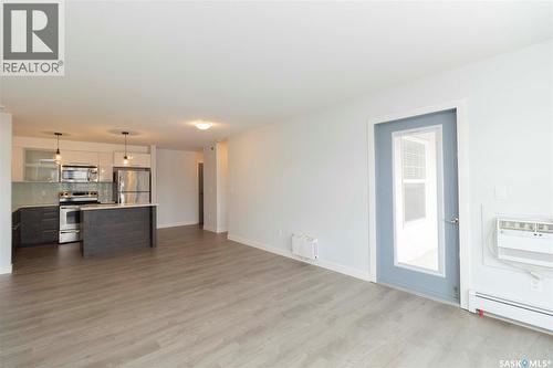 307A 415 Hunter Road, Saskatoon, SK - Indoor Photo Showing Kitchen