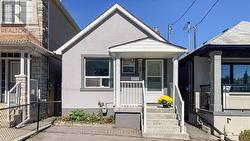 128 NORTHLAND AVENUE Toronto, ON M6N 2E2