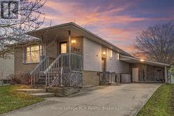 557 2ND A STREET Hanover, ON N4N 3P6