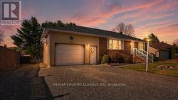 99 MAPLE STREET Bancroft (Bancroft Ward), ON K0L 1C0