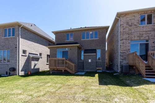 1350 Davis Loop, Innisfil, ON - Outdoor