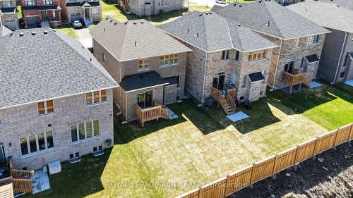 1350 Davis Loop, Innisfil, ON - Outdoor