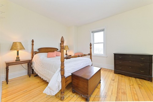 836206 4Th Line, Mulmur, ON - Indoor Photo Showing Bedroom