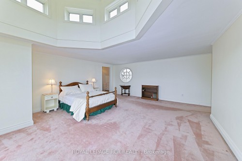 836206 4Th Line, Mulmur, ON - Indoor Photo Showing Bedroom