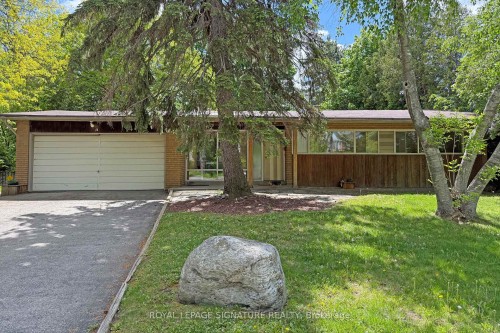 12 Ruden Crescent, Toronto, ON - Outdoor