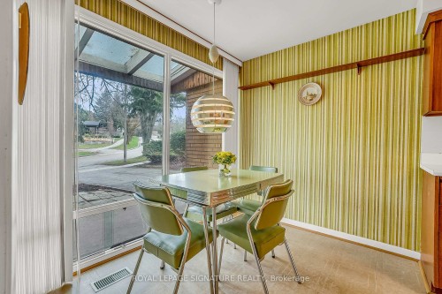 12 Ruden Crescent, Toronto, ON - Indoor