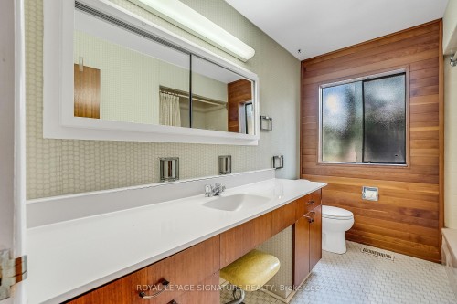 12 Ruden Crescent, Toronto, ON - Indoor Photo Showing Bathroom