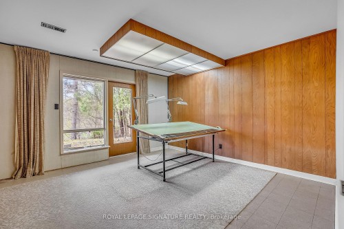 12 Ruden Crescent, Toronto, ON - Indoor Photo Showing Other Room