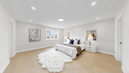 7146 Baskerville Run, Mississauga, ON - Indoor Photo Showing Bedroom