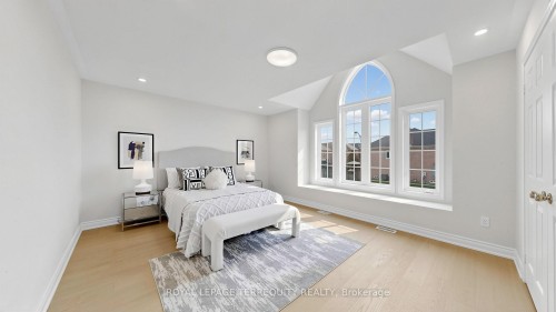 7146 Baskerville Run, Mississauga, ON - Indoor Photo Showing Bedroom