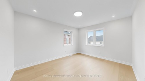 7146 Baskerville Run, Mississauga, ON - Indoor Photo Showing Other Room