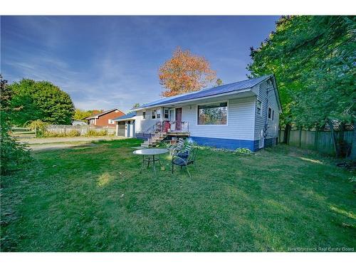 26 Hachey Ave, Fredericton, NB 