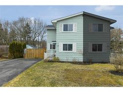 189 McNamara DR  Saint John, NB E2J 3L2