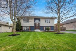 22 LORRAINE AVENUE  Tillsonburg, ON N4G 4V3