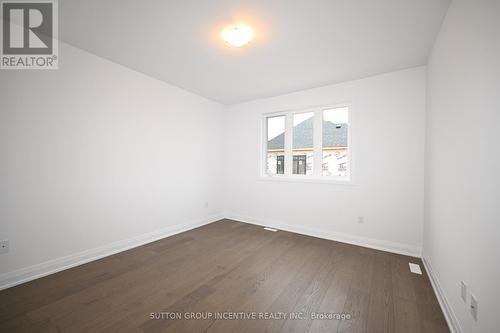 2 - 32 Winery Way, Barrie, ON - Indoor Photo Showing Other Room