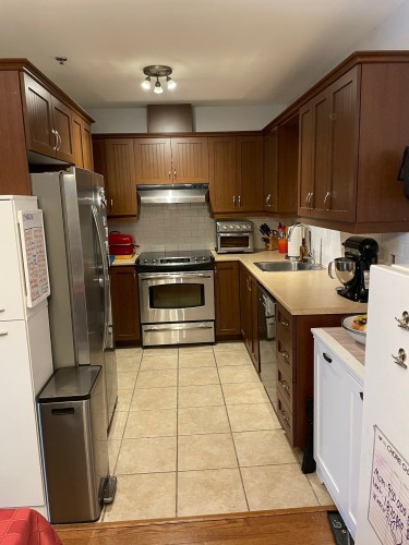 Cuisine - 205-87 Av. De Dompierre, Candiac, QC - Indoor Photo Showing Kitchen