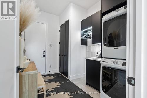 3455 Grand Oak Crossing, London South (South V), ON - Indoor Photo Showing Laundry Room