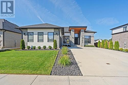 3455 Grand Oak Crossing, London South (South V), ON - Outdoor
