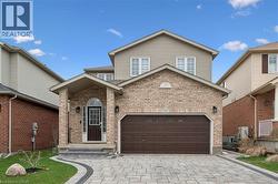 202 SLEAFORD Street  Waterloo, ON N2J 4Z8