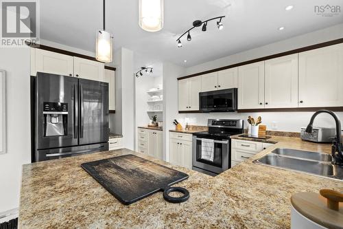 Kitchen - 124 Beachstone Drive, Spryfield, NS - Indoor Photo Showing Kitchen With Double Sink
