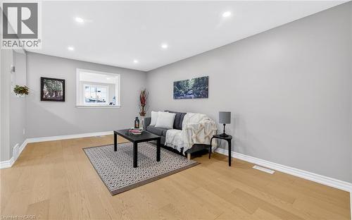 30 Bridlewreath Street, Kitchener, ON - Indoor
