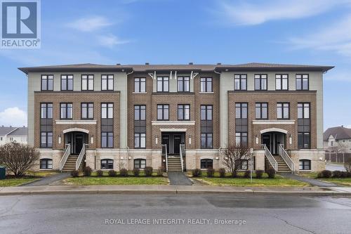 2341 ESPRIT DRIVE  Ottawa, ON K4A 0T4