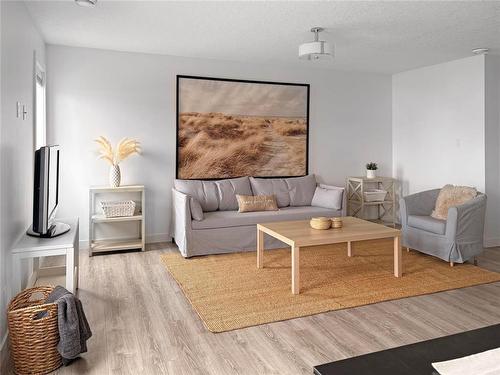 57 Cobalt Crescent, Brandon, MB - Indoor Photo Showing Living Room