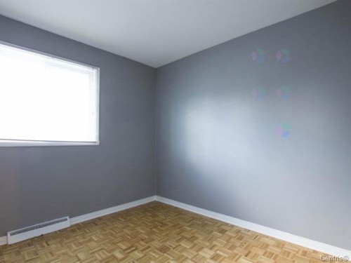 Chambre à coucher - 91 Rue Radisson, Pincourt, QC - Indoor Photo Showing Other Room