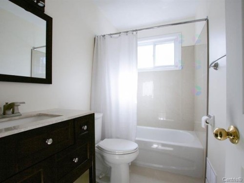 Salle de bains - 91 Rue Radisson, Pincourt, QC - Indoor Photo Showing Bathroom