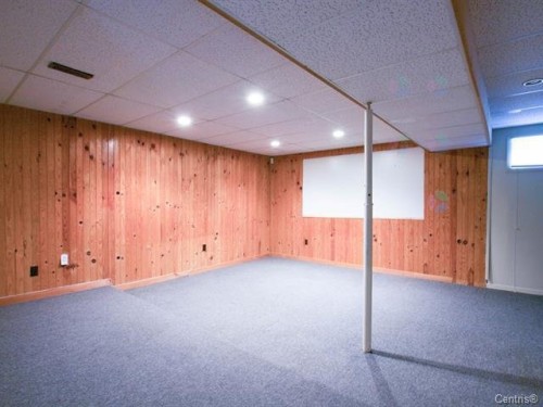Salle de jeux - 91 Rue Radisson, Pincourt, QC - Indoor Photo Showing Basement