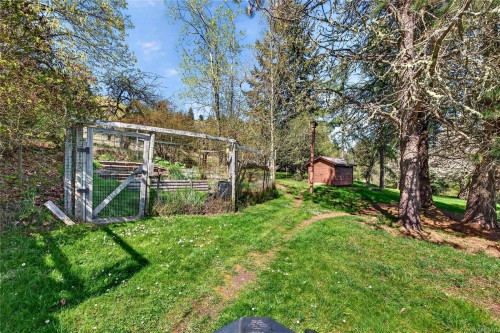 456 Dukes Rd, Salt Spring, BC 
