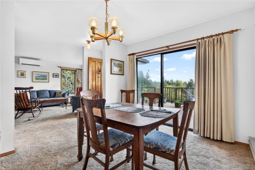 456 Dukes Rd, Salt Spring, BC 