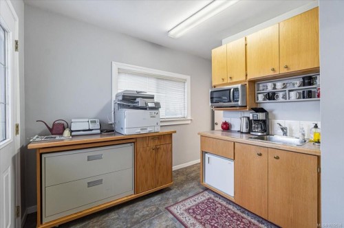 1605 Bowen Rd, Nanaimo, BC 