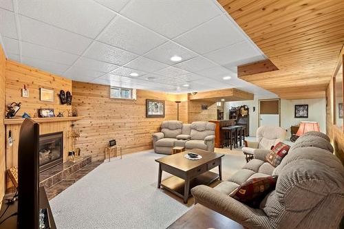 50 Royalgate Rd, Winnipeg, MB 