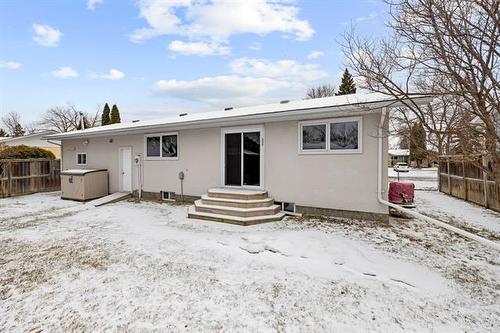 50 Royalgate Rd, Winnipeg, MB 